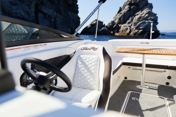 Sea Ray 230 Sun Sport - Image 5