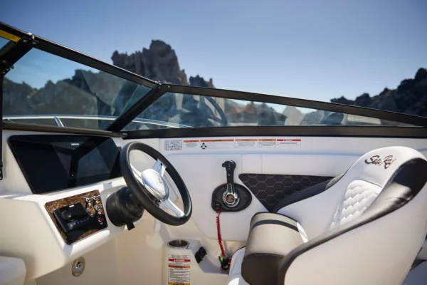 Sea Ray 230 Sun Sport - Image 4